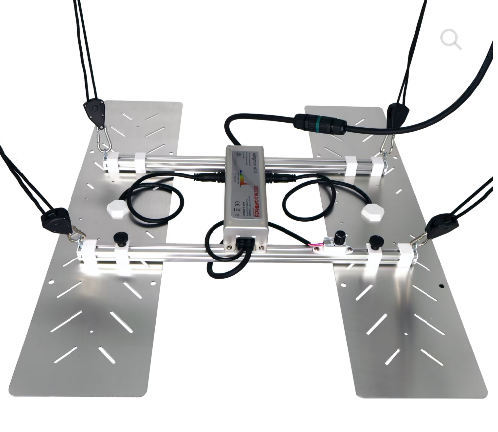 Der Wingman 600L - 80cm × 80cm